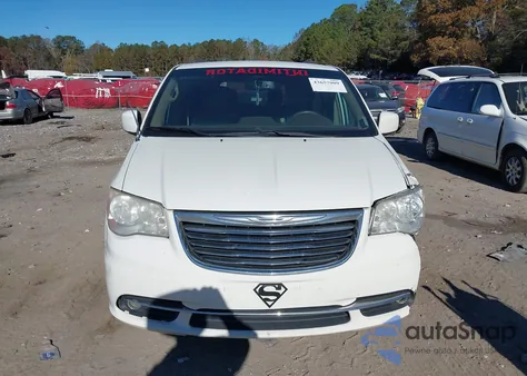 2013 Chrysler Town & Country Touring из США, поврежденный, VIN 2C4RC1BGXDR653221